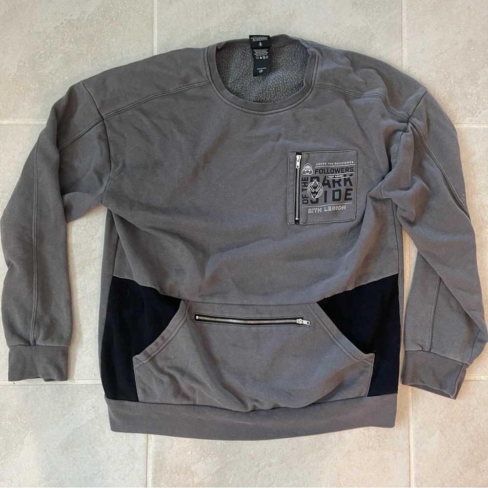Star Wars hot topic sweater